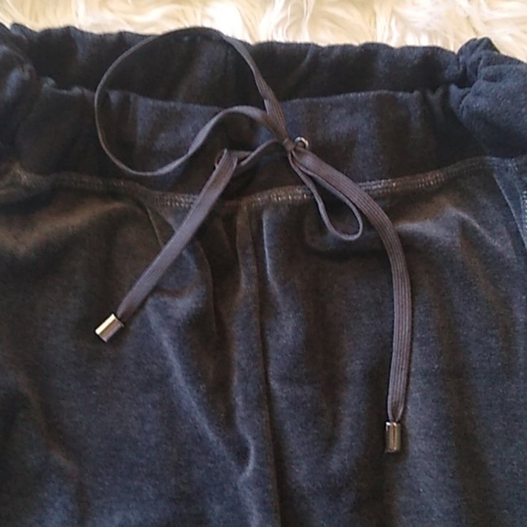 #457 Tribal Gray & Metallic Silver Velour Pants sz XL - Picture 3 of 9